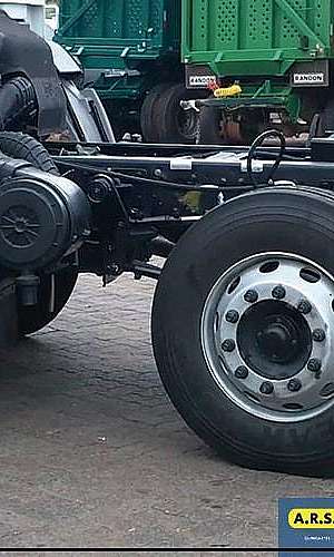 Quarto eixo direcional Quarto eixo direcional